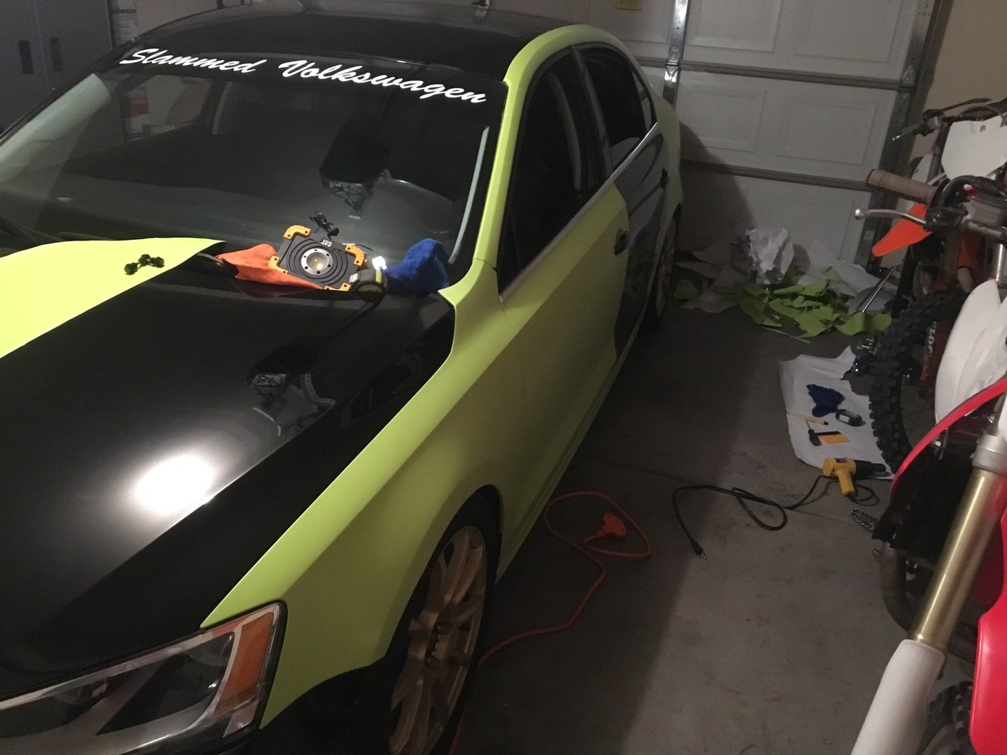 VVIVID VINYL XPO MATTE ELECTRIC LIME