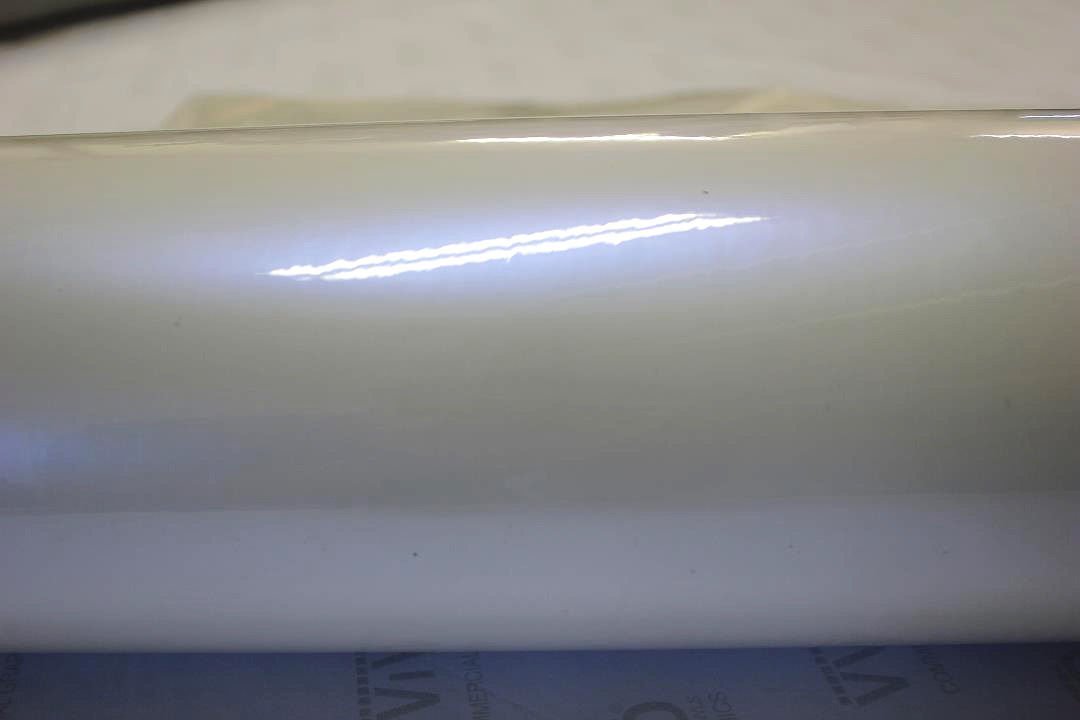 VVIVID VINYL XPO GLOSS SPACE PEARL WHITE