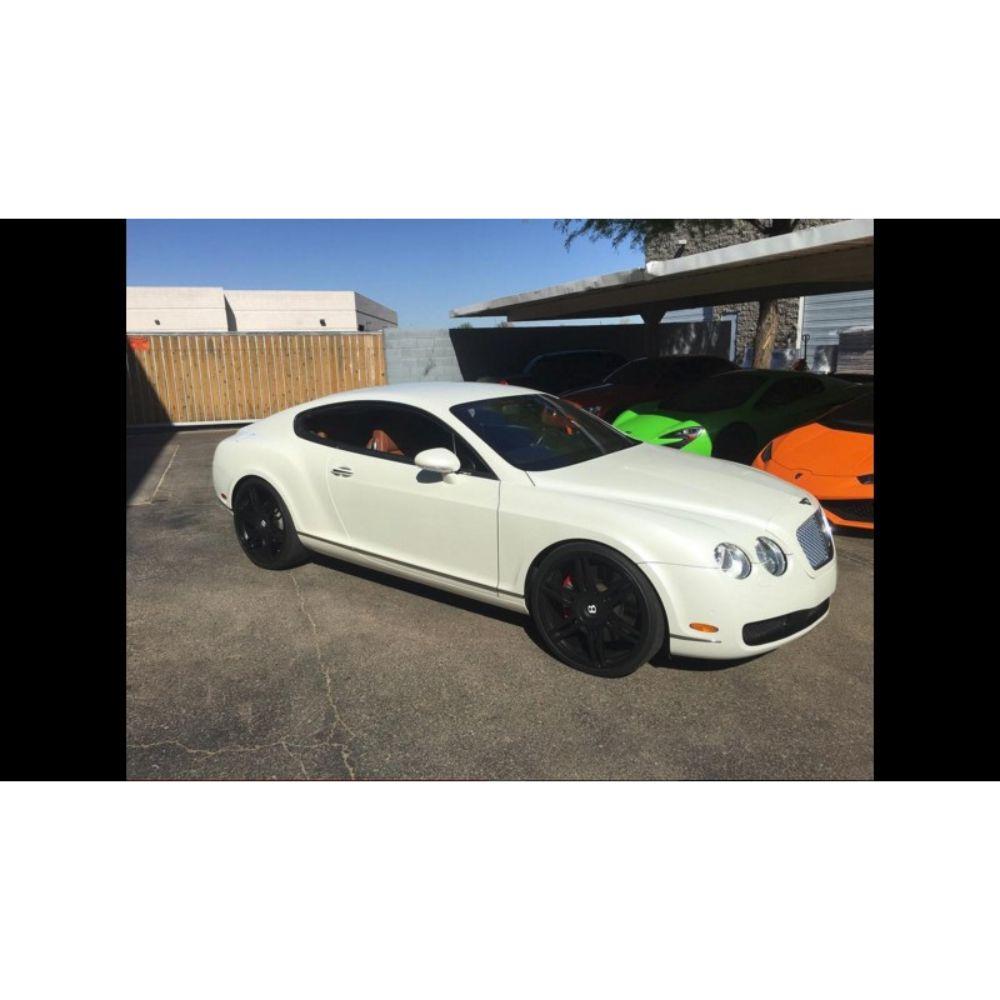 AVERY DENNISON SW900 SUPREME GLOSS WHITE PEARL VINYL WRAP | SW900-109-S