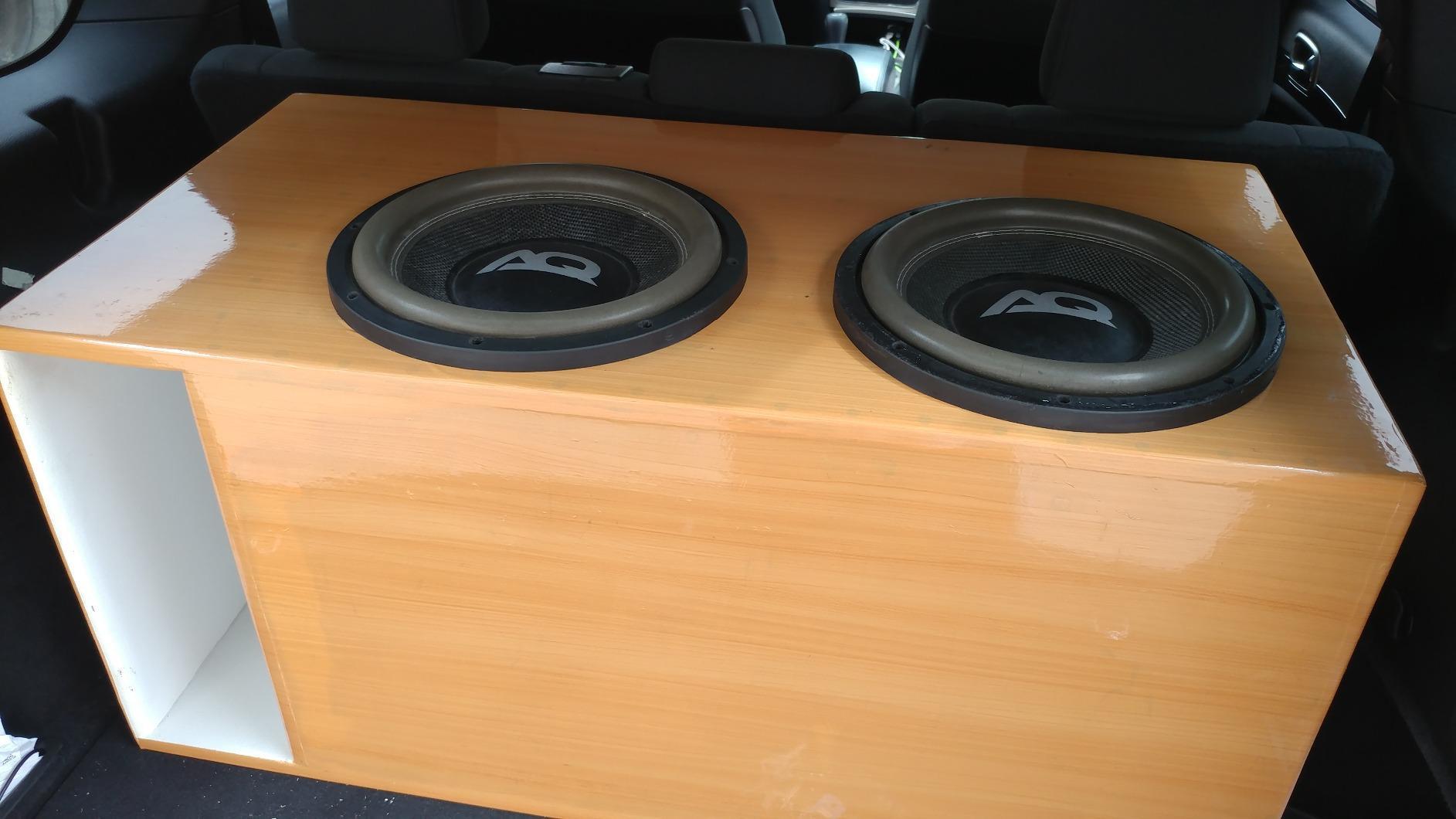 VVIVID VINYL GLOSS GOLD PINE ARCHITECTURAL FILM