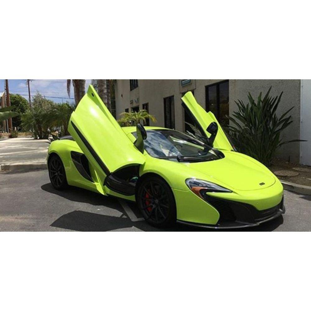 AVERY DENNISON SW900 SUPREME GLOSS LIME GREEN VINYL WRAP | SW900-731-O