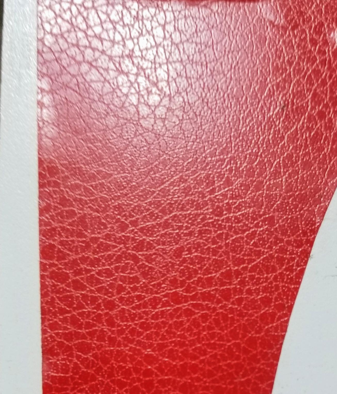 VVIVID VINYL 2020 VVIVID+ RACING RED FINE GRAIN LEATHER