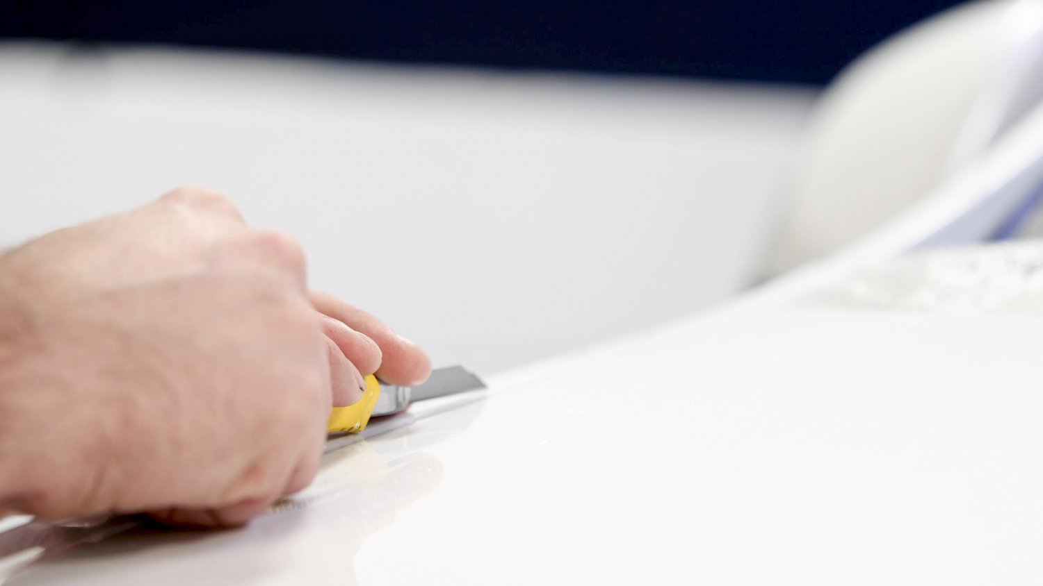 AVERY DENNISON SUPREME DEFENSE PPF - GLOSS PAINT PROTECTION FILM