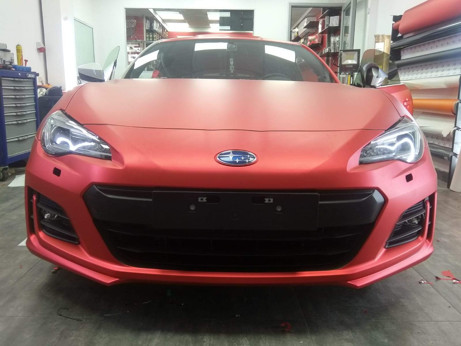 VVIVID VINYL XPO SATIN CHROME RED