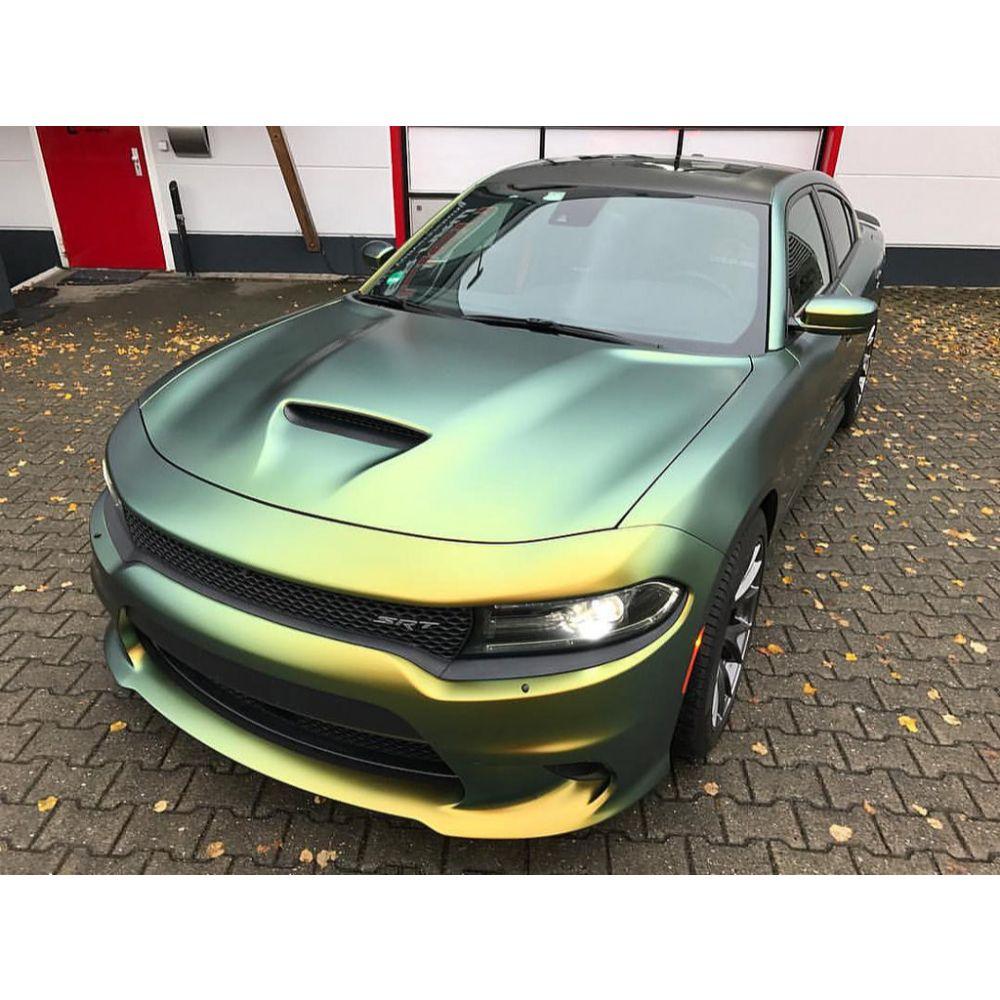 AVERY DENNISON SW900 SUPREME COLORFLOW SATIN FRESH SPRING VINYL WRAP | SW900-251-S