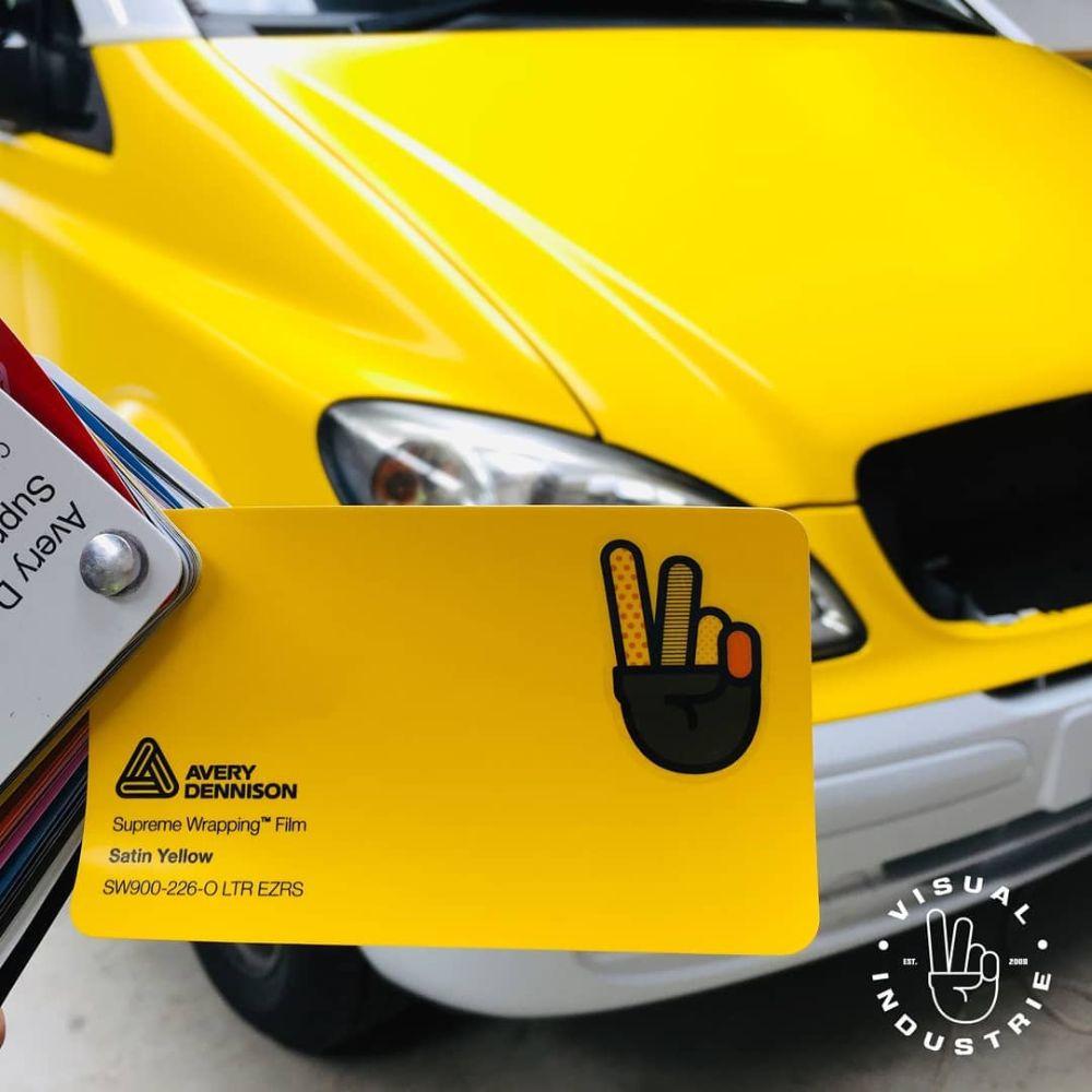 AVERY DENNISON SW900 SUPREME SATIN YELLOW VINYL WRAP | SW900-226-O