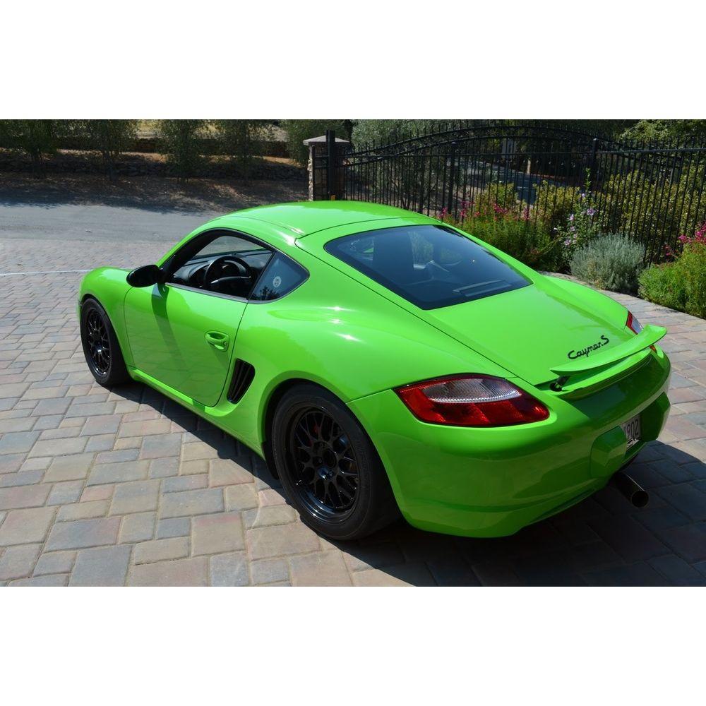 AVERY DENNISON SW900 SUPREME GLOSS GRASS GREEN VINYL WRAP | SW900-758-O