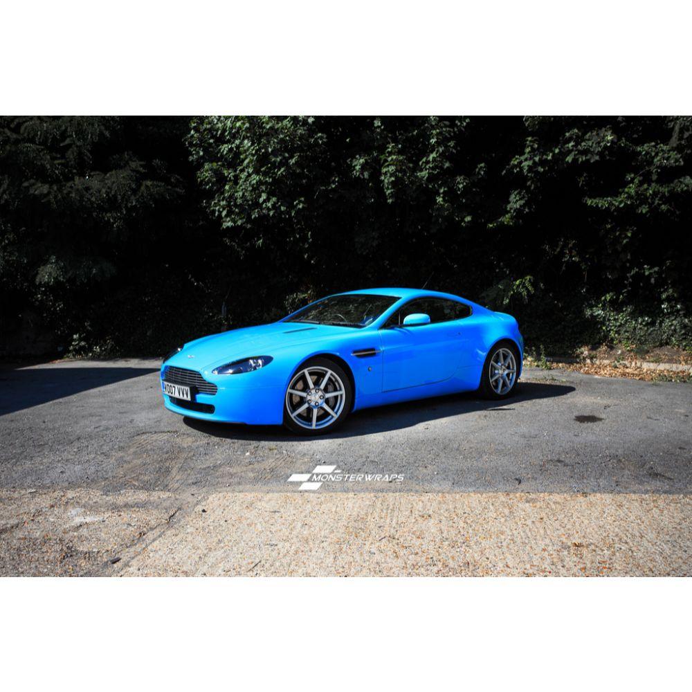 AVERY DENNISON SW900 SUPREME GLOSS LIGHT BLUE VINYL WRAP | SW900-632-O