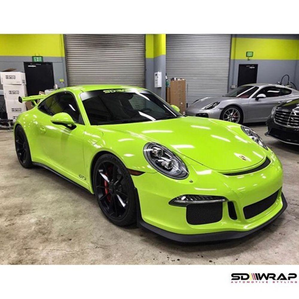 AVERY DENNISON SW900 SUPREME GLOSS LIME GREEN VINYL WRAP | SW900-731-O
