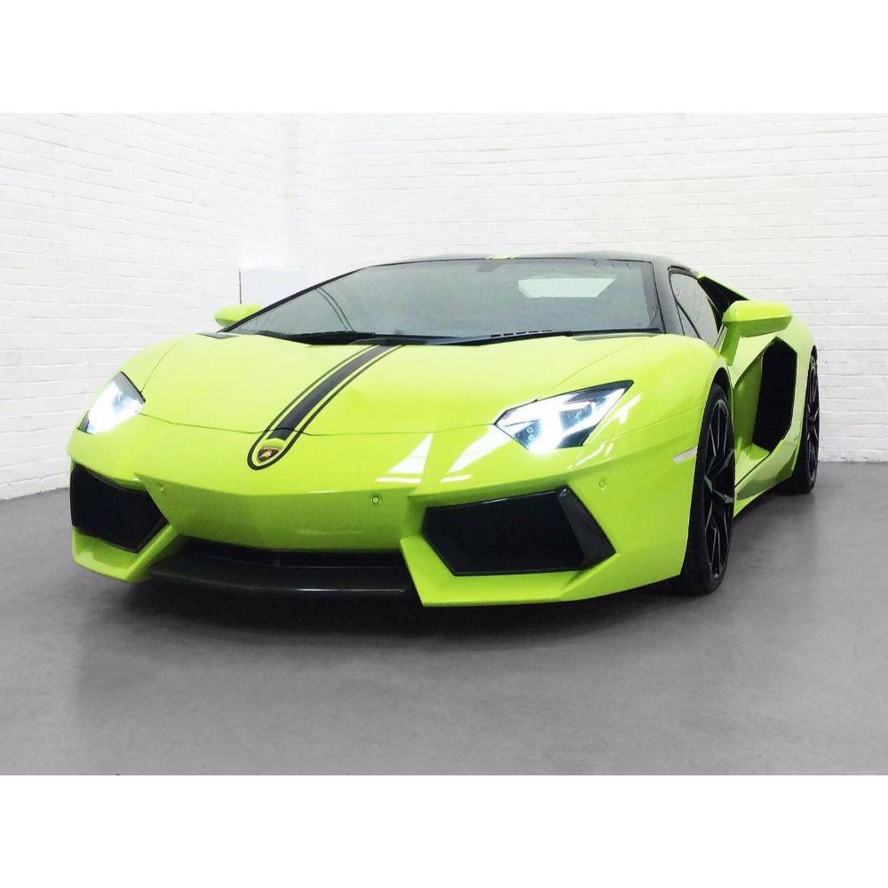 AVERY DENNISON SW900 SUPREME GLOSS LIME GREEN VINYL WRAP | SW900-731-O