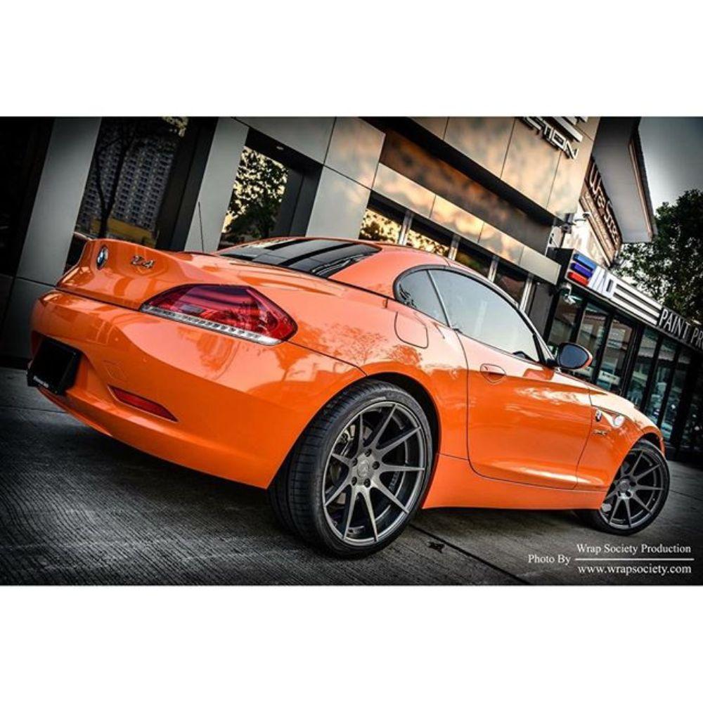 AVERY DENNISON SW900 SUPREME GLOSS ORANGE VINYL WRAP | SW900-373-O