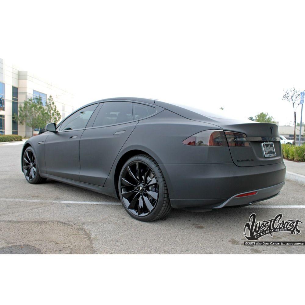 AVERY DENNISON SW900 SUPREME MATTE BLACK VINYL WRAP | SW900-180-O