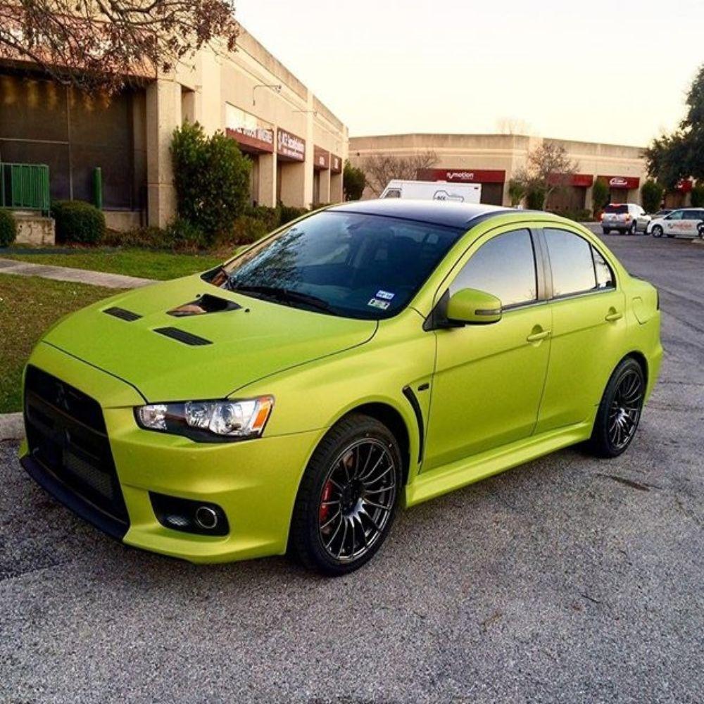 AVERY DENNISON SW900 SUPREME MATTE YELLOW GREEN METALLIC VINYL WRAP | SW900-243-M