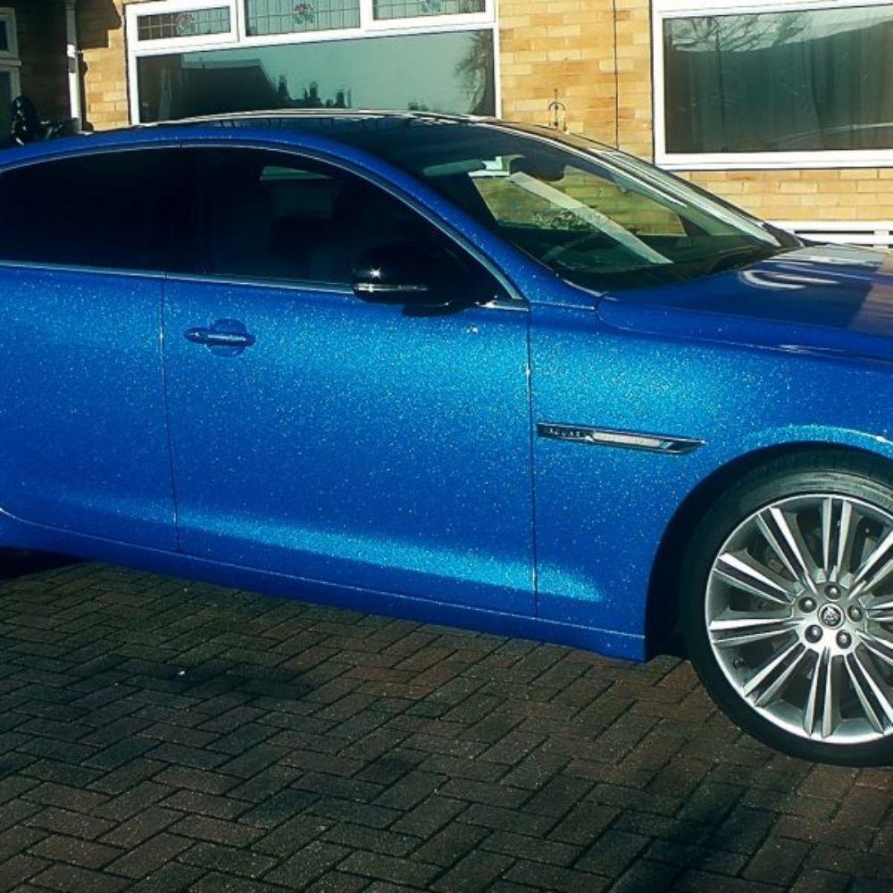 AVERY DENNISON SW900 SUPREME GLOSS BLUE DIAMOND VINYL WRAP | SW900-676-D