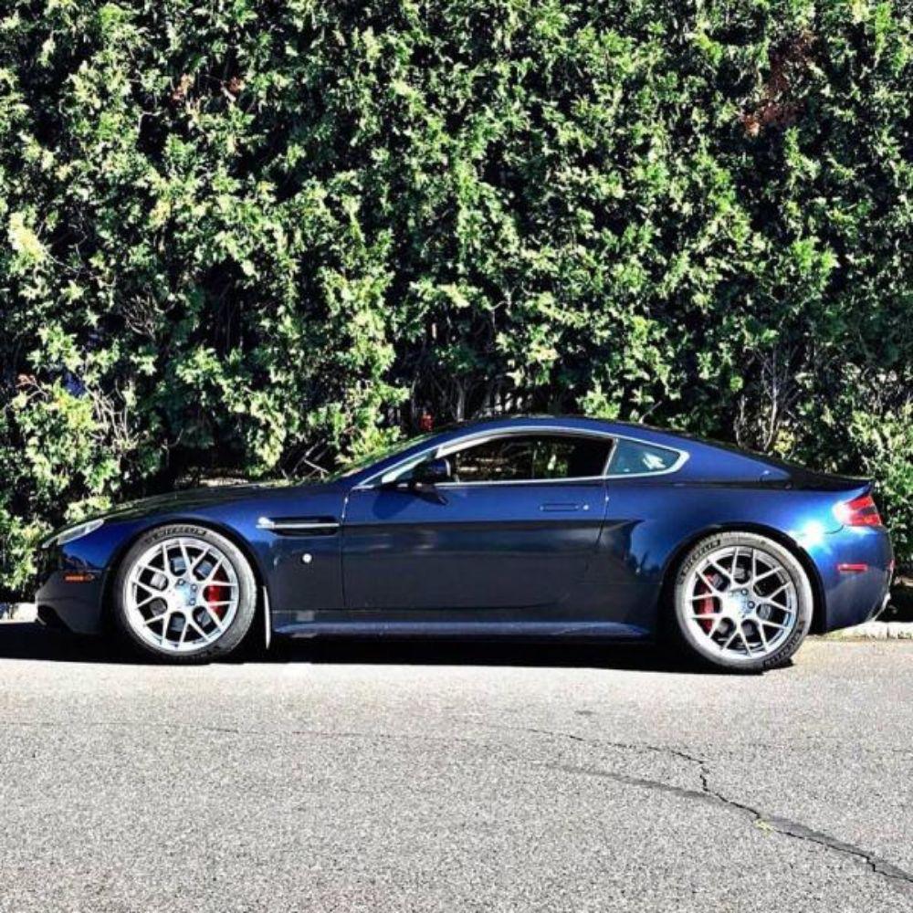 KPMF K75400 SERIES GLOSS BLUE/BLACK IRIDESCENT VINYL WRAP | K75469