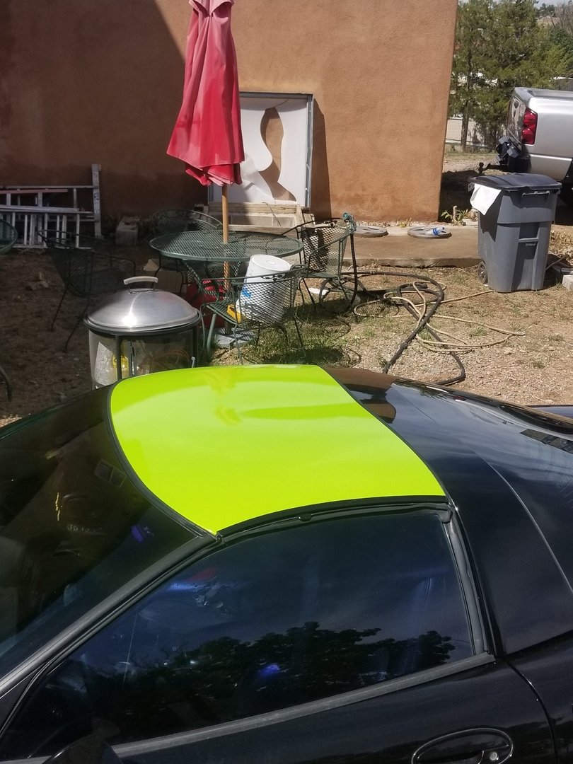 VVIVID VINYL 2018 VVIVID+ GLOSS RADIOACTIVE LIME