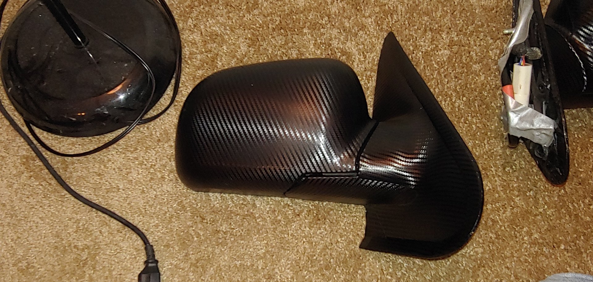 VVIVID VINYL XPO DARK GRAY TRUE-R CARBON FIBER (GUNMETAL)