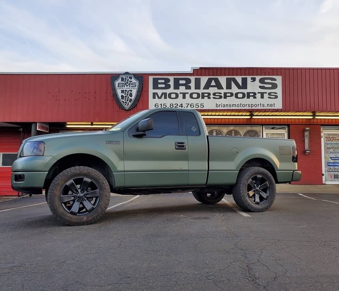 VVIVID VINYL XPO MATTE MILITARY GREEN