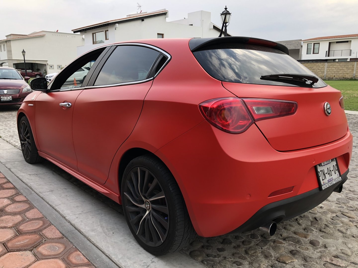 VVIVID VINYL 2020 VVIVID+ MATTE ROSSO CORSA RED (FERRARI RED)