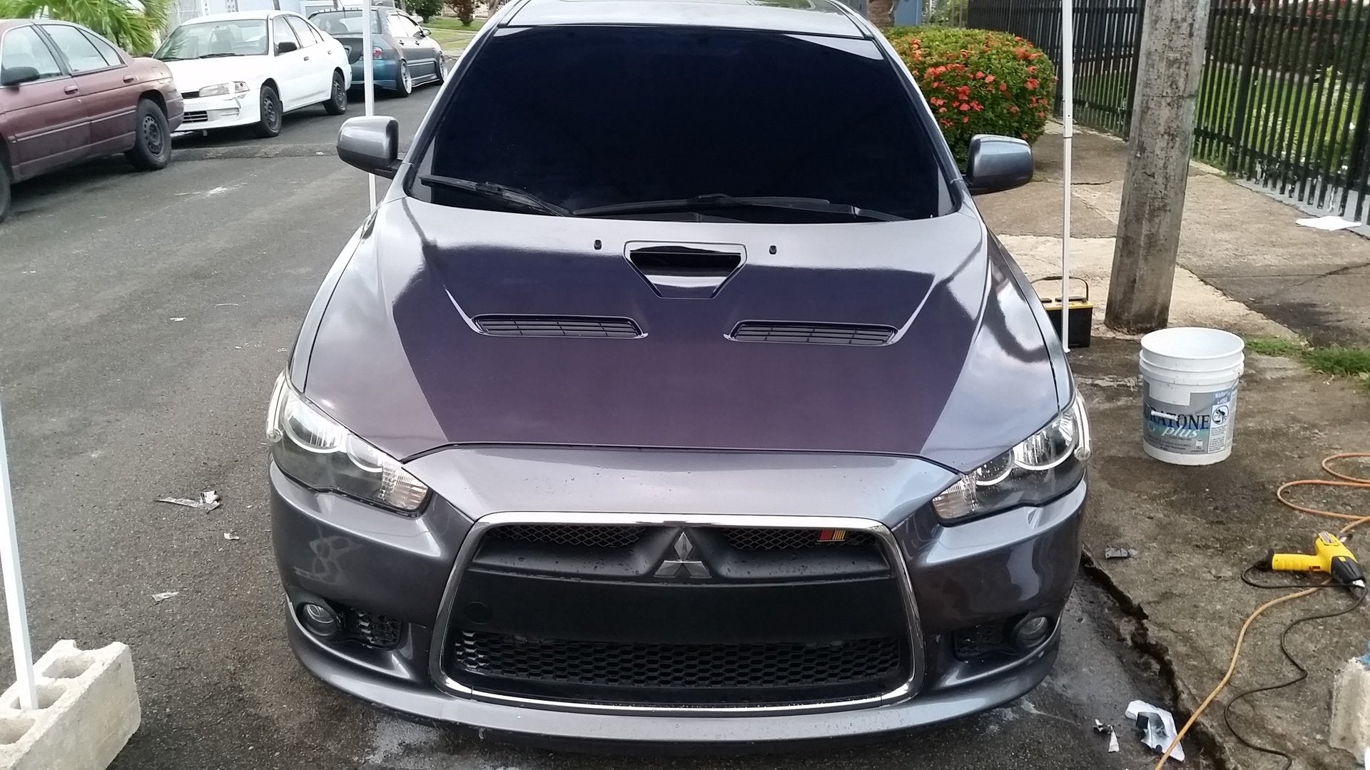 VVIVID VINYL XPO GLOSS GRAY TECH ART CARBON