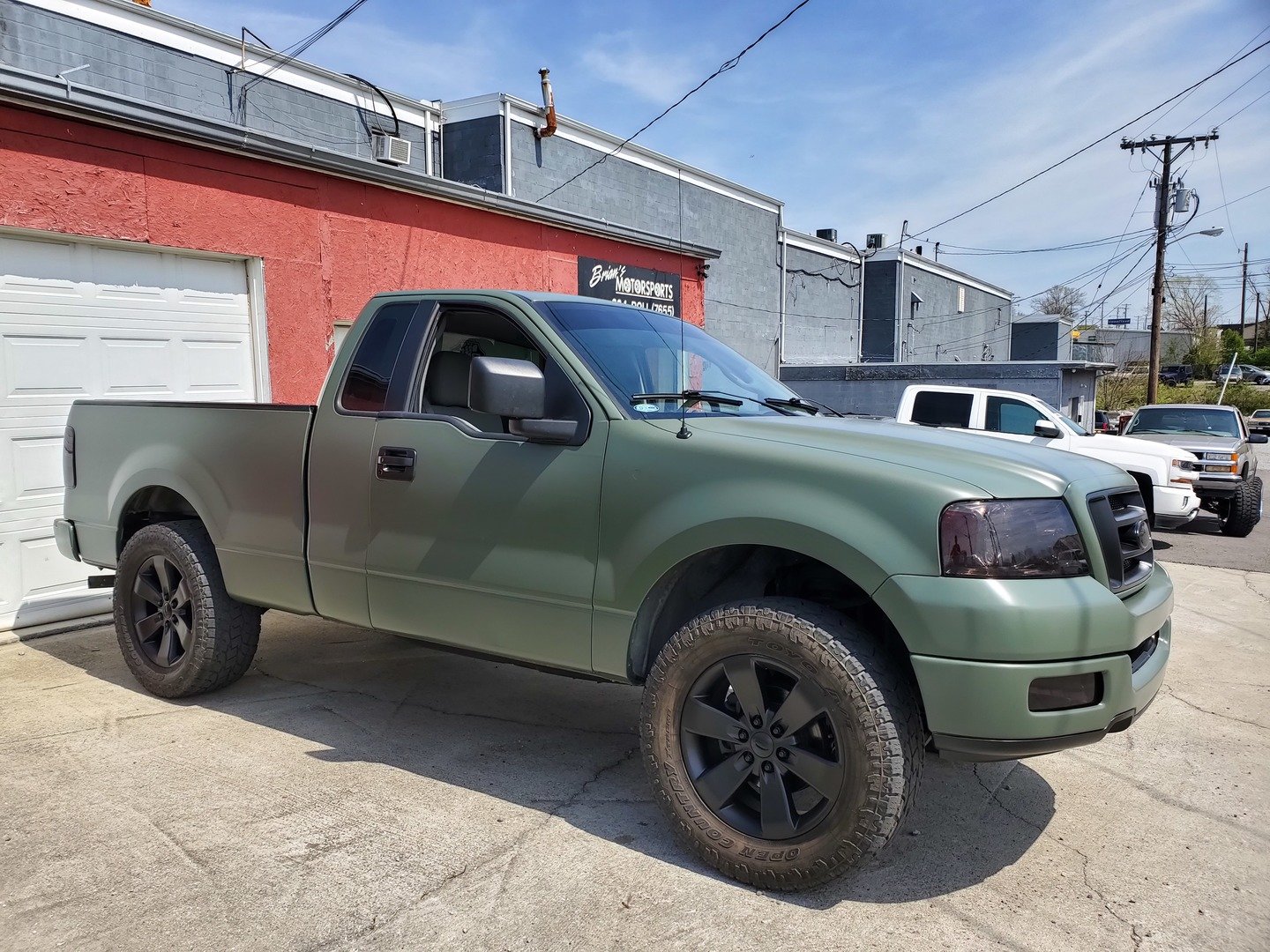 VVIVID VINYL XPO MATTE MILITARY GREEN