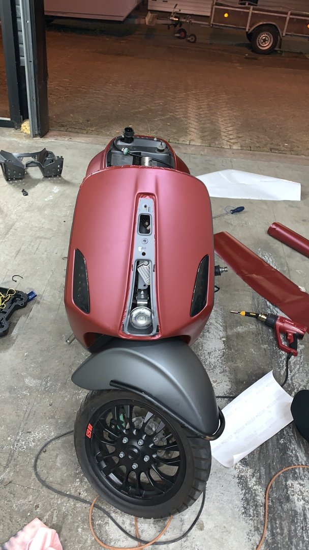 VVIVID VINYL 2018 CKWRAPS MATTE BLOODY BURGUNDY METALLIC