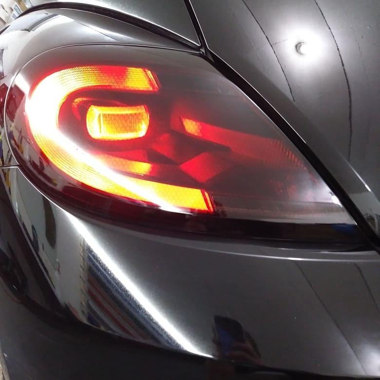 VVIVID VINYL 2019 HEX+ DARK SMOKE AIR-TINT HEADLIGHT TINT